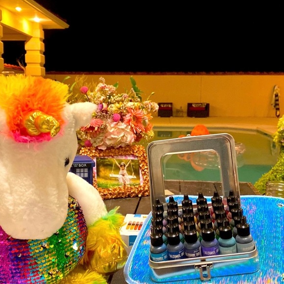 Ink alcohol Ranger
New large set 
Tim Holtz
Alcohol Ink. W2 yellow bin - Picture 2 of 9